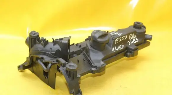 Peugeot 207 Rocker cam cover 