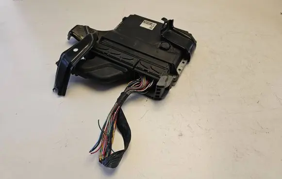 Toyota RAV 4 (XA30) Engine control unit/module 8966142J10 89661-42J10 2759000372