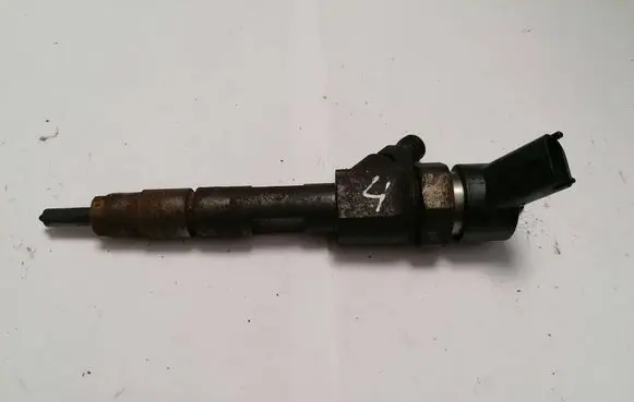 Volvo S40, V40 Fuel injector 7700111014