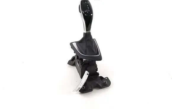 BMW 2 F46 Gear shifter/selector 7950470