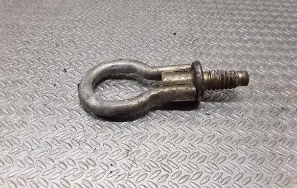 Ford Focus C-MAX Towing hook eye 