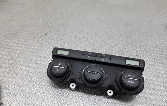 Skoda Octavia Mk2 (1Z) Climate control unit