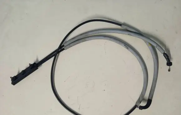 BMW X6 F16 Engine bonnet/hood lock release cable 7367536