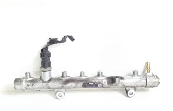 Suzuki Grand Vitara II Fuel main line pipe 0445214078 8200396999