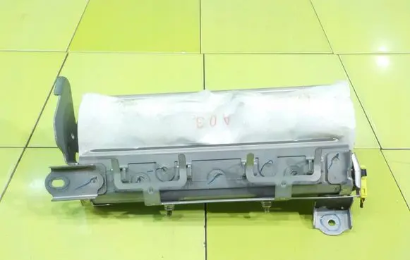 Toyota RAV 4 (XA30) Knee airbag KOLANOWA