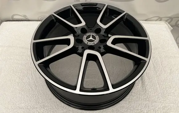 Mercedes-Benz C W205 R19 alloy rim A2054014900