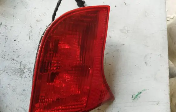 Audi A4 S4 B7 8E 8H Tailgate rear/tail lights 8E9945093 ULO749001 484501