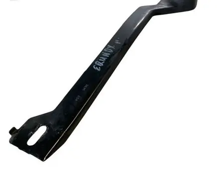 Chevrolet Equinox Radiator mount bracket 84273816