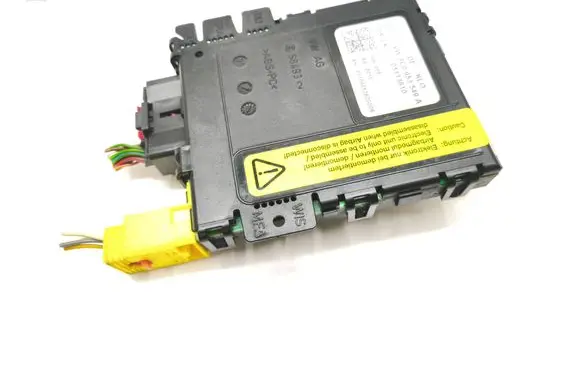 Volkswagen PASSAT B6 Steering angle sensor 3C0953549A 05113810
