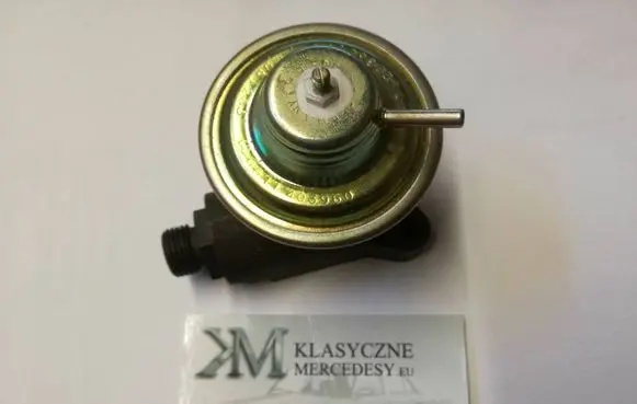 Mercedes-Benz W123 EGR valve 7.20830.14 0011403960