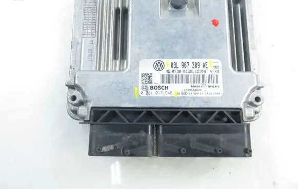 Volkswagen Tiguan Engine control unit/module 03L907309AE 0281017946