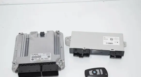 BMW 5 F10 F11 Engine ECU kit and lock set 6809374 61356809374 61359367376