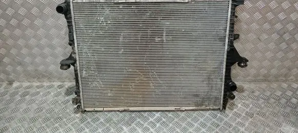 Audi Q7 4L Coolant radiator 