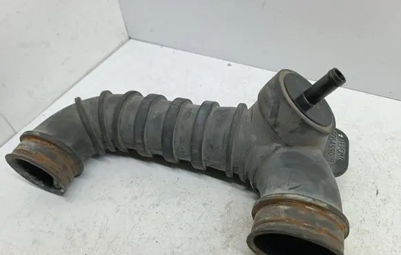 Mitsubishi Space Star Air intake hose/pipe 1505A590B