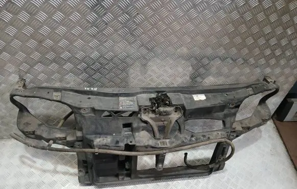 Volkswagen Golf IV Radiator support slam panel