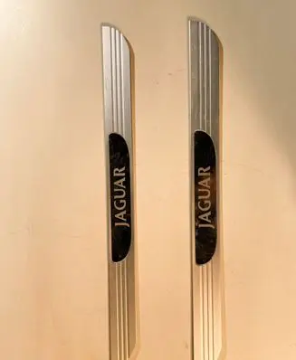 Jaguar S-Type Front sill trim cover XR835413208BD
