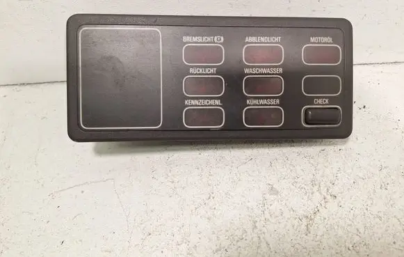 BMW 3 E30 On-board computer control switch 81117497