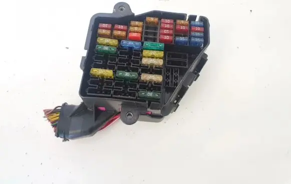 Audi A6 S6 C5 4B Fuse box set