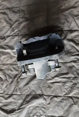 Land Rover Range Rover L322 Front brake caliper