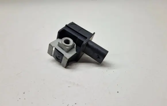 BMW 5 F10 F11 Airbag deployment crash/impact sensor 9224177