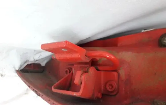 Audi A4 S4 B5 8D Rear door lower hinge