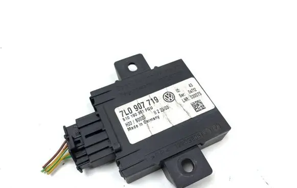 Volkswagen Touareg I Alarm control unit/module 7L0907719 510190351