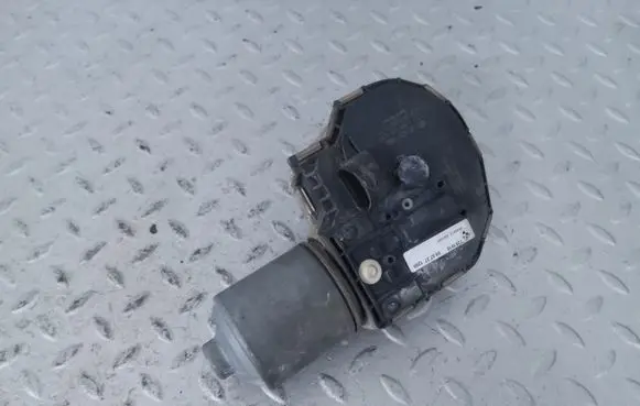 BMW 5 GT F07 Wiper motor 7251015 1397220539