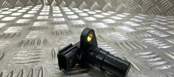 Nissan Juke I F15 Crankshaft speed sensor 