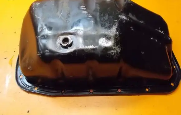 Renault Clio I Oil sump 7700100375A