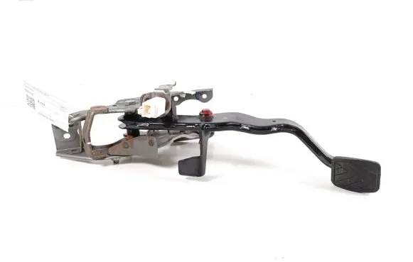 Suzuki Vitara (LY) Brake pedal 4960061M50