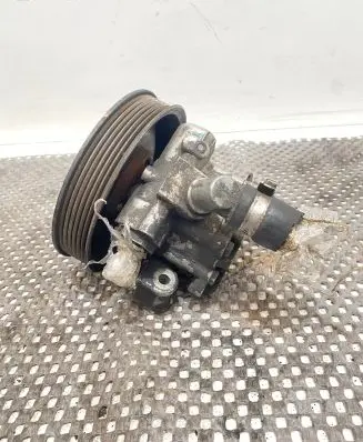 Mercedes-Benz Vito Viano W638 Power steering pump A6042300010 6042300010