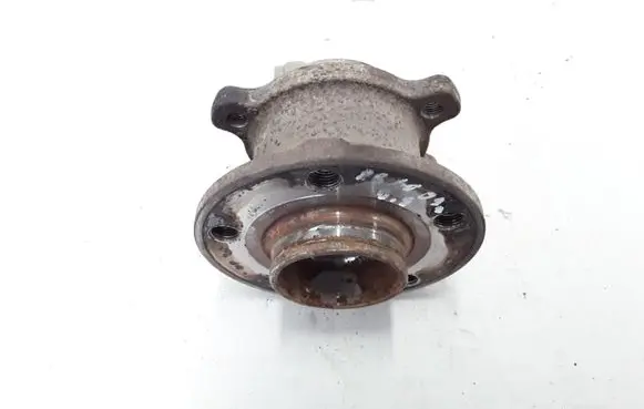 Volvo XC60 Rear wheel hub