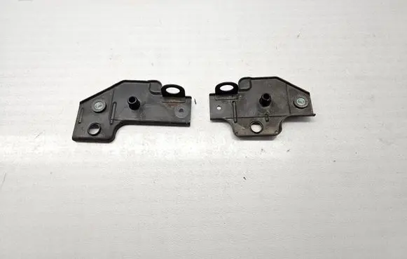 Toyota Avensis T270 Radiator support slam panel bracket 
