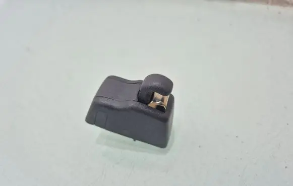 Audi Q7 4L Sun visor clip/hook/bracket 