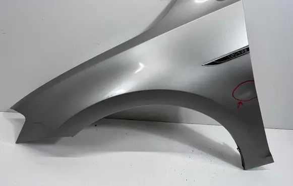 Volkswagen Golf VII Fender