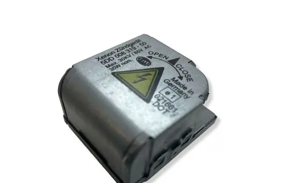 Audi A6 S6 C6 4F Headlight ballast module Xenon 5DD00831950