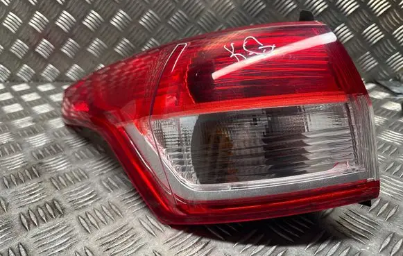 Rear/tail lights