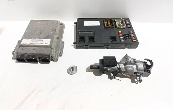 Ford Transit Engine ECU kit and lock set 6C1112A650AK 7148990010 6C1T14A073CK