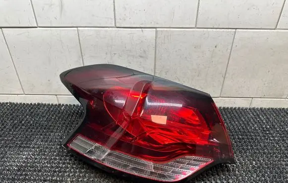 Rear/tail lights