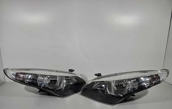 Renault Megane III Headlights/headlamps set 103419012926