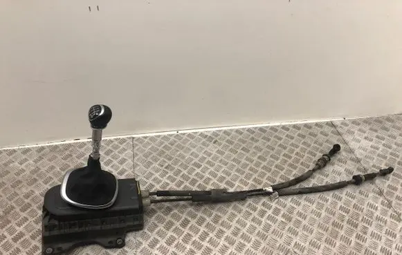 Fiat 500L Gear shifter/selector