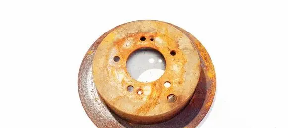 Hyundai Trajet Rear brake disc neventiliuojamas