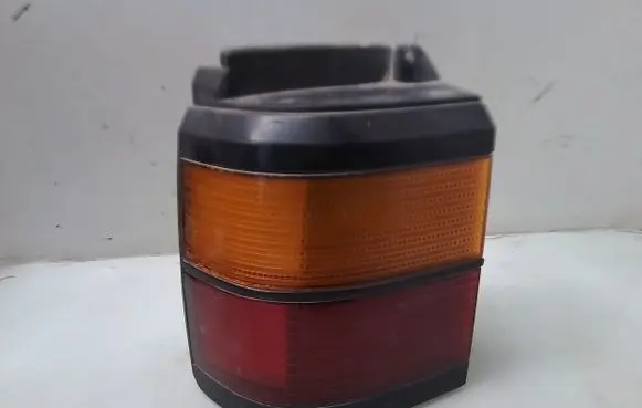 Volkswagen PASSAT B3 Rear/tail lights