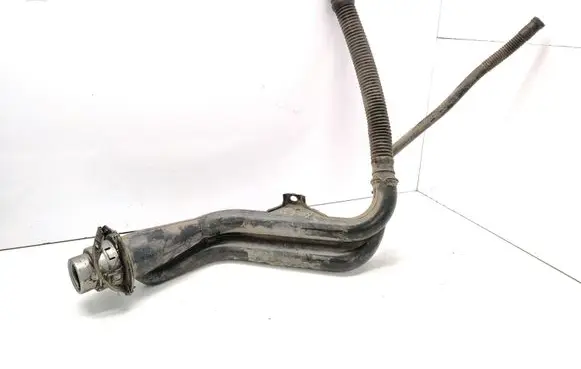 Fuel tank filler neck pipe