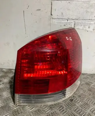 Opel Signum Rear/tail lights 13159862 31012007 377002