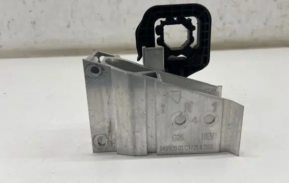 BMW i4 Radiator support slam panel bracket 9498820