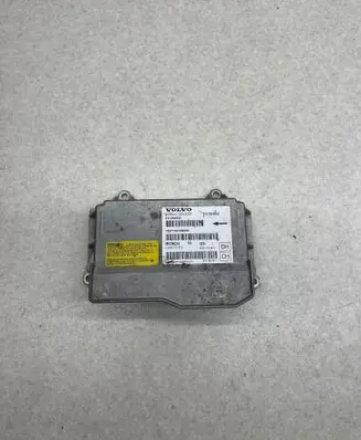 Volvo V70 Airbag control unit/module T207103106508 0285010372