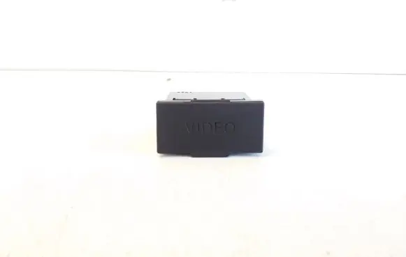Mitsubishi Outlander Other devices 1H22