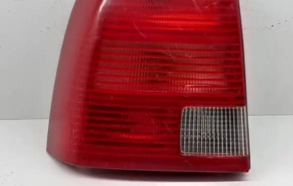 Volkswagen PASSAT B5 Rear/tail lights 3B5945095F