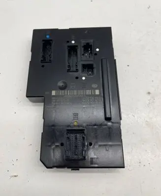 Mercedes-Benz E W212 SAM control unit 2129009622 2129015205 2129020008